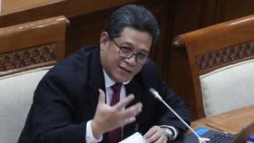 Paripurna DPR Restui Doni P Joewono jadi Deputi Gubernur BI