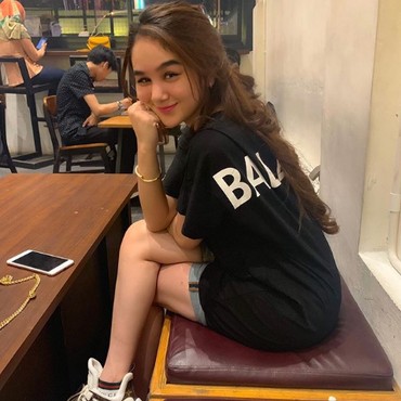 Dugaan Prostitusi Online Hana Hanifah, Netizen Bahas soal Rp20 Juta