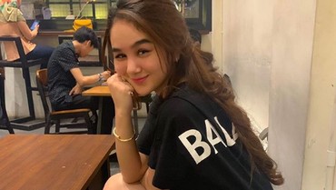 img-title Dugaan Prostitusi Online Hana Hanifah, Netizen Bahas soal Rp20 Juta