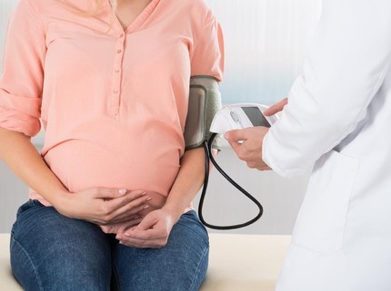 Penyebab Hipertensi pada Kehamilan yang Perlu Bunda Ketahui