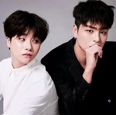 June dan Jinhwan iKON Terlibat Kecelakaan Mobil