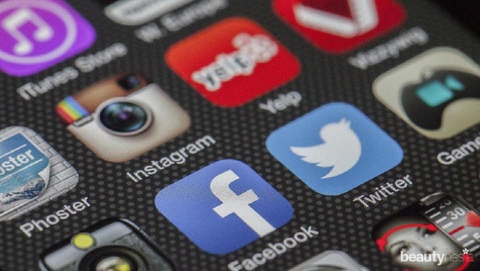 Jika Tak Hati-hati, Media Sosial Bisa Hancurkan Hidupmu Ladies Jika Tak Hati-hati, Media Sosial Bisa Hancurkan Hidupmu Ladies