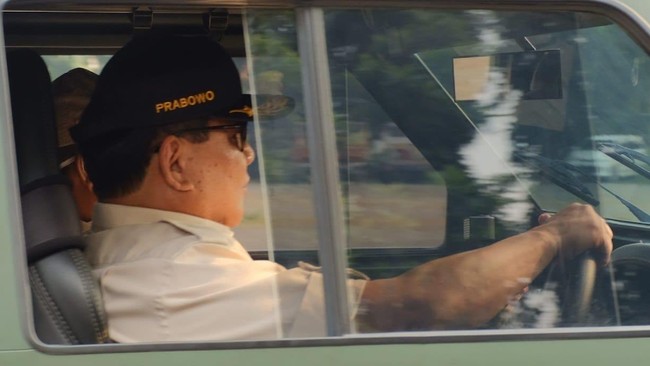 Menhan RI Prabowo Subianto dan Menhan AS Mark T Esper berdiskusi soal peluang kerja sama militer dan pertahanan kedua negara di masa Covid-19 via telepon.