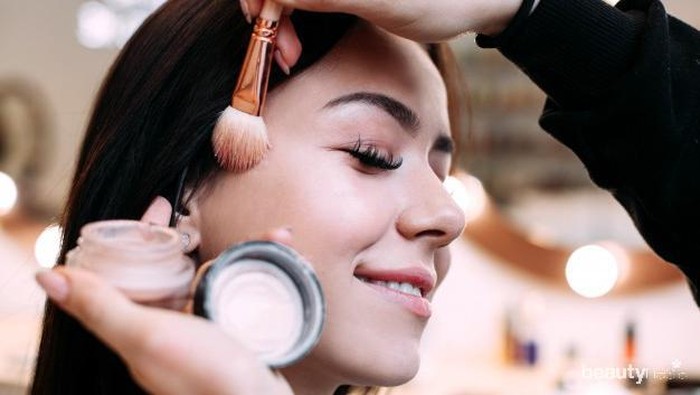 Pemilik Undertone Neutral? Harus Banget Ikuti Tips Makeup Serta Pemilihan Warna yang Cocok Berikut Ini