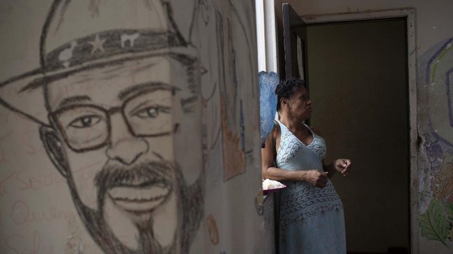 FOTO: LGBTQ Brasil Isolasi Diri dari Virus Corona