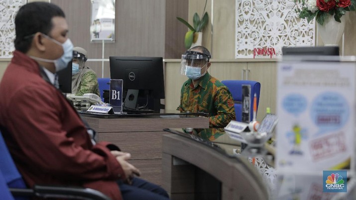 Ilustrasi pelayanan pajak. (CNBC Indonesia/Muhammad Sabki) Ilustrasi pelayanan pajak. (CNBC Indonesia/Muhammad Sabki)