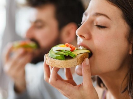 5 Makanan Ibu Menyusui Bantu Bikin Anak Gemuk, Enak dan Gampang Didapat