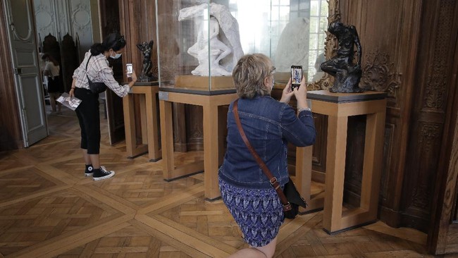 FOTO: Menjejak Ruang Imajinasi Auguste Rodin