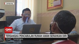 VIDEO: Tersangka Pencabulan Rumah Aman Serahkan Diri