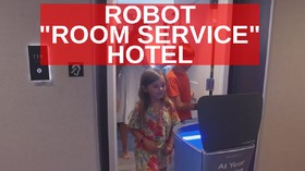 VIDEO: Robot 