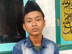 Dian yang Cari Ibu Berbekal Uang Penjualan HP Akan Dapat Ponsel Baru