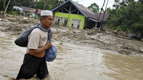 FOTO : Banjir Bandang Menerjang Masamba
