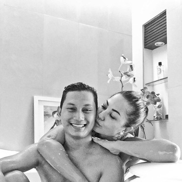 Emma Waroka dan Bagoes Soeharto Tak Minat Program Bayi Tabung