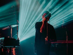 Lirik Lagu Kami Khawatir, Kawan - Hindia