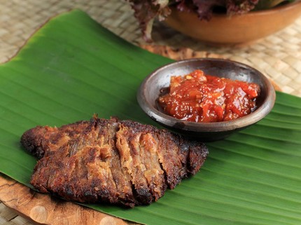 Menu Buka Puasa: Resep Gepuk Daging Sapi Lengkuas Enak untuk Sajian Keluarga
