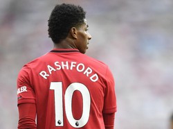 Perangi Kemiskinan Anak, Rashford Raih Gelar Doktor Kehormatan