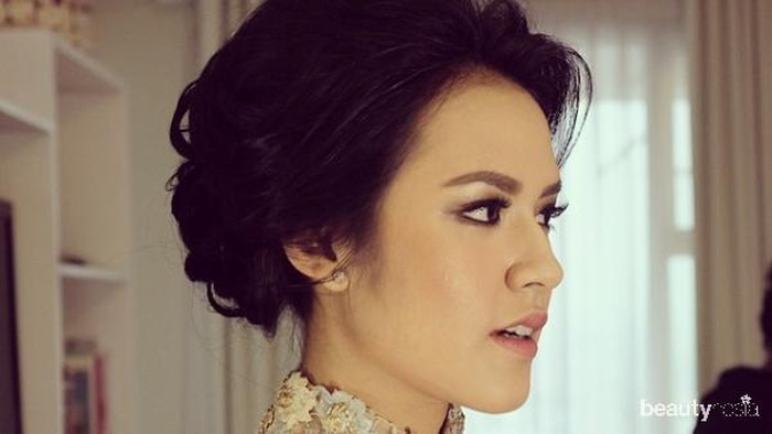 5 Inspirasi Model Rambut Ala Artis Untuk Acara Wisuda