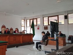 Pengusaha Didakwa Suap Eks Kalapas Sukamiskin dengan Mobil Setengah Miliar