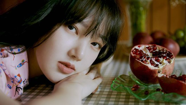 Yerin eks GFriend mengaku siap menunjukkan sisi lainnya dengan berakting di drama terbaru berjudul The Witch's Shop Reopens.