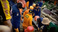 BNPB: 13 Orang Meninggal Saat Banjir dan Longsor Landa Sulsel