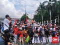 Pekik Massa Aksi Tolak Omnibus Law di DPR: Rezim Anti-rakyat