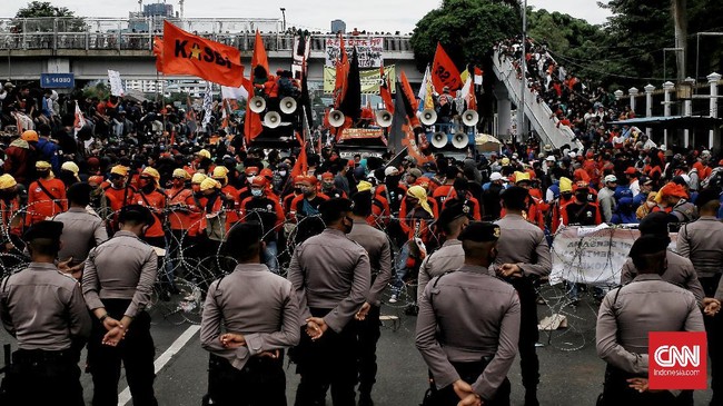 Kelompok buruh mendesak pemerintah dan DPR membatalkan pengesahan RUU Ciptaker. Mereka akan menggelar aksi selama tiga hari, 14 sampai 16 Agustus.