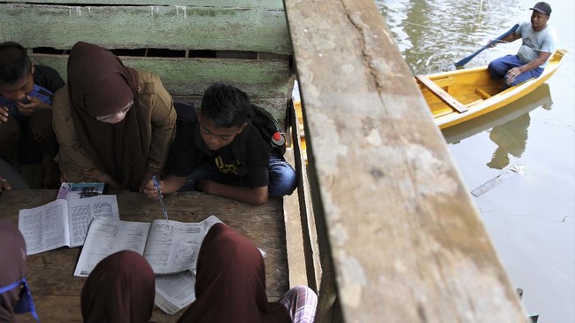 Direktur Kemendikbud mengatakan modul belajar cetak hanya diberikan kepada sekolah di daerah tertinggal, terdepan, dan terluar (3T).