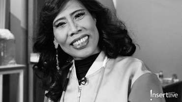 Omas Meninggal Dunia hingga Kriss Hatta soal Hana Hanifah