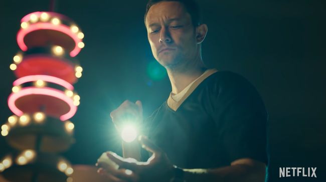 Aktor dalam Project Power menilai film tersebut lebih lebih eksploratif ketimbang film pahlawan super lain.