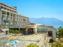 Komplek Hotel Berhantu di Kroasia, Ditinggalkan Gara-gara Perang