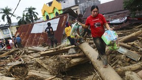 FOTO: Ribuan Orang Mengungsi Akibat Banjir Bandang Masamba