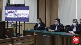 JPU Kasus Novel Dicecar Tuntutan Ringan dan Isu Hidup Mewah