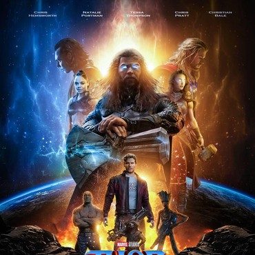 Loki Hadir di Poster 'Thor: Love and Thunder' Buatan Fans