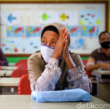 Pentingnya Patuhi Jaga Jarak demi Menjaga Kesehatan Lansia