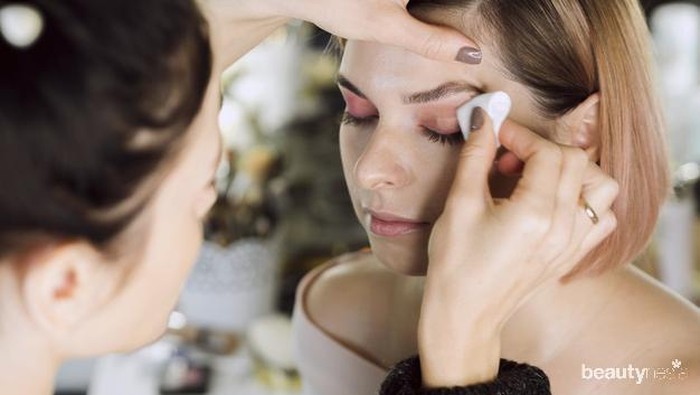 Alami Iritasi di Area Mata? Kesalahan Ini Harus Kamu Hindari!