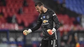 Meme Man Utd ke Final: De Gea Pakai Jurus Tangan Seribu