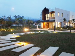Crazy Rich Developer Gelar Singaporean BBQ buat Calon Konsumen