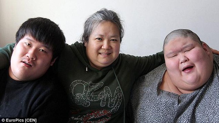Ma Zhiqiu dan anaknya