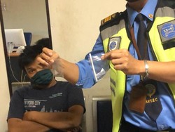 Terlihat Nge-fly di Bandara, Warga Kukar Ditangkap Kedapatan Bawa Sabu