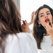 Tak Masalah Pakai Masker, 7 Lipstik Ini Anti Luntur