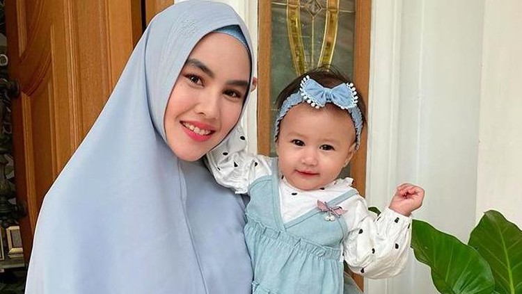 Kartika Putri dan Khalisa Kartika Putri dan Khalisa
