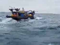 Merasa Terganggu, Nelayan Tradisional Bengkulu Kejar Kapal Trawl