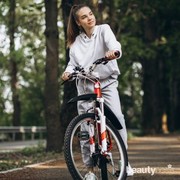 Jaga Kesehatan Vagina Saat Bersepeda dengan Menerapkan 5 Tips Ini