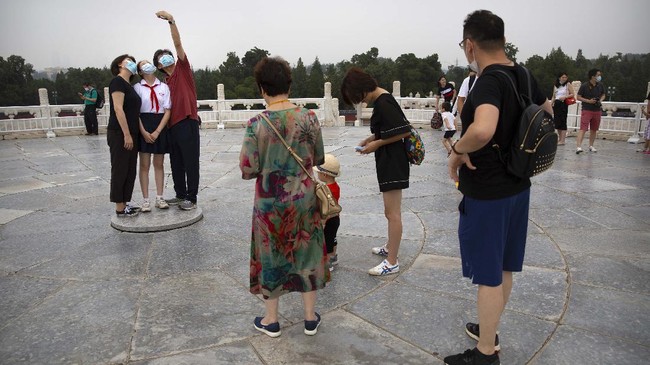 China akan menggelar sensus penduduk nasional ketujuh pada 1 November mendatang, yang akan melibatkan lebih dari 1.3 miliar penduduk.