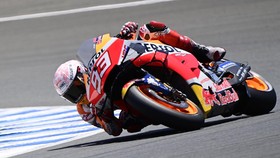 Gertakan Marquez Bikin Lawan Keder