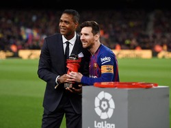 Skuad Barcelona Inginkan Patrick Kluivert untuk Gantikan Setien?