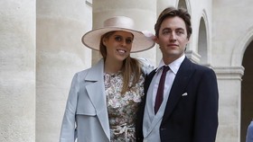 Buckingham Rilis Foto-foto Pernikahan Putri Beatrice