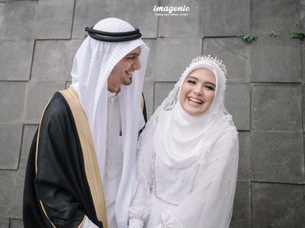7 Potret Seleb yang Jalani Taaruf Sebelum Menikah, Selain Dinda Hauw