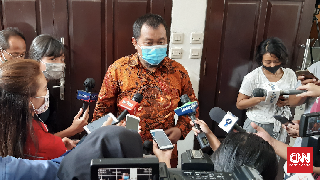 Empat nama saksi kasus Djoko Tjandra yang menyeret jenderal polisi terdiri dari tiga orang swasta dan seorang penegak hukum.