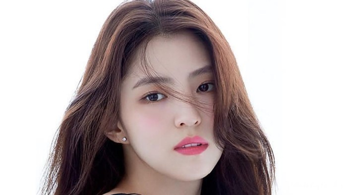 Han So Hee Minta Maaf Atas Kasus Penipuan yang Dilakukan Sang Ibu